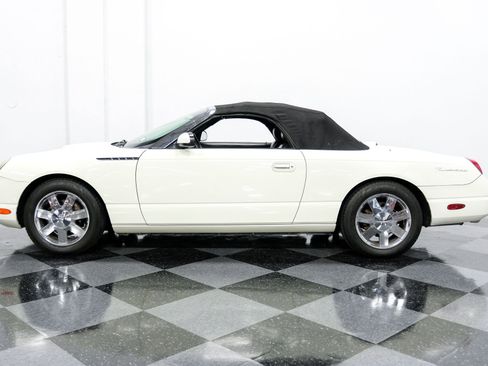 Used 2002 Ford Thunderbird image 36