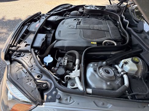 Used 2014 Mercedes-Benz E 350 Sedan image 39
