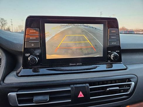 Used 2021 Kia Seltos LX image 13