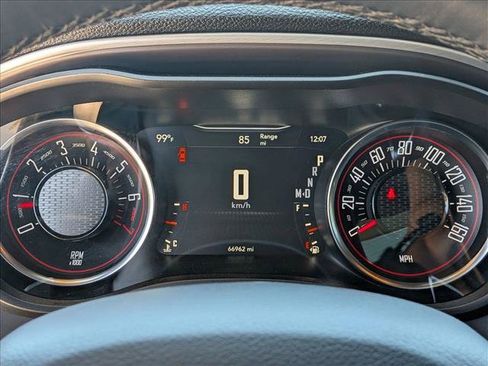 Used 2022 Dodge Challenger GT RWD image 10