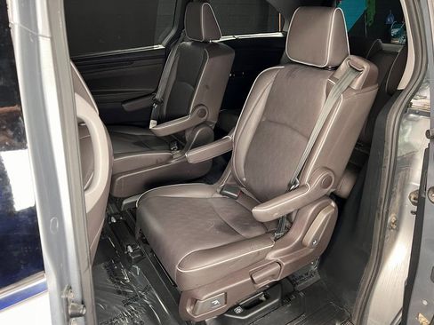 Used 2023 Honda Odyssey Elite image 14