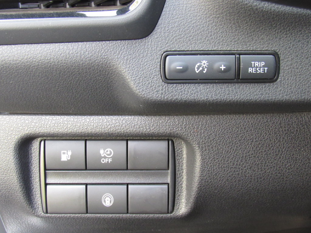 Used 2025 Nissan Leaf S FWD image 30
