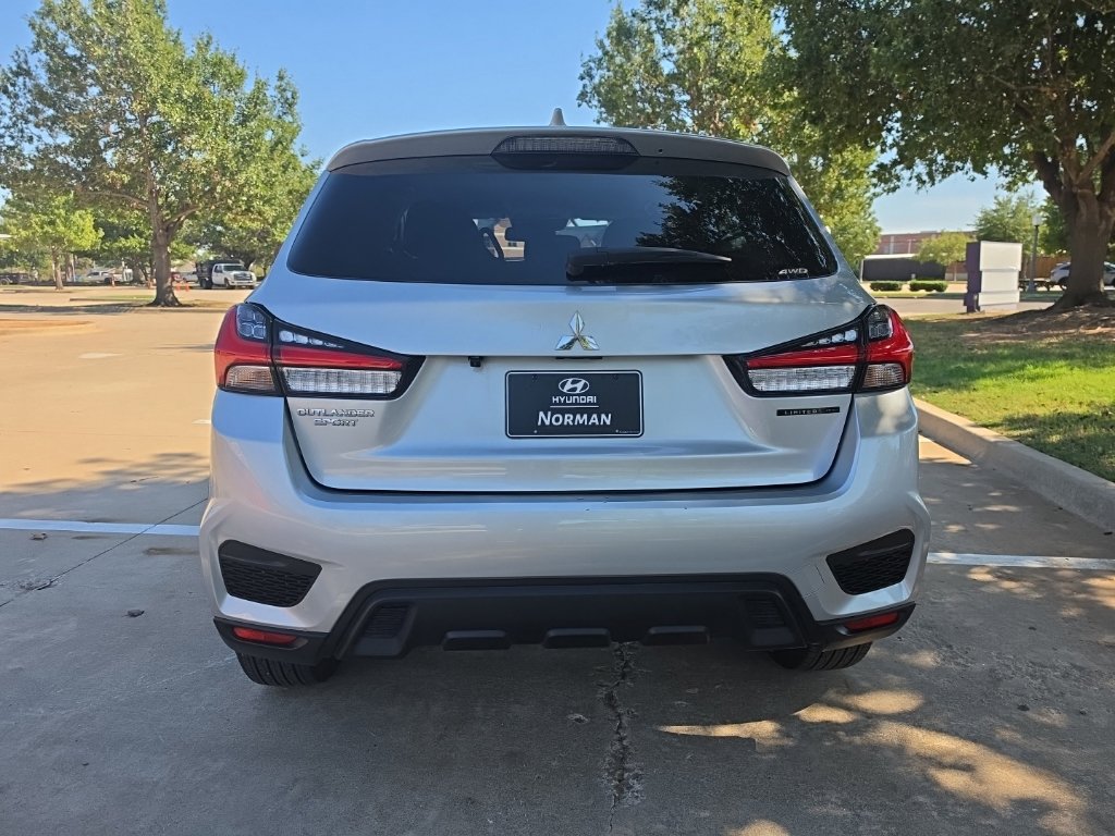 Used 2026 Mitsubishi Outlander Sport LE AWD/4WD image 9