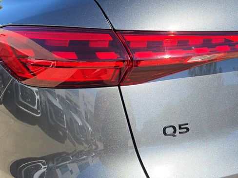Certified 2025 Audi Q5 Premium Plus w/ Premium Plus AWD/4WD image 33