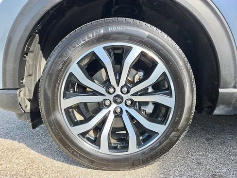 Used 2025 Ford Explorer ST-Line AWD/4WD image 26