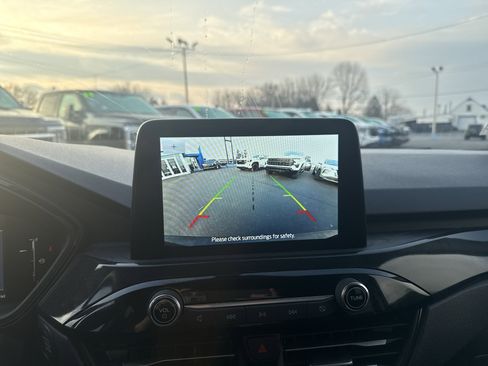 Used 2025 Ford Escape ST-Line image 26