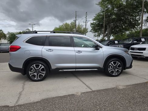 Used 2024 Subaru Ascent Limited w/ Technology Package AWD/4WD image 9
