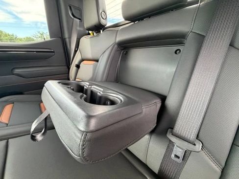 New 2026 GMC Sierra 1500 AT4 w/ AT4 Premium Package AWD/4WD image 20