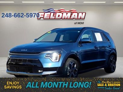 Used 2024 Kia Niro EX Touring