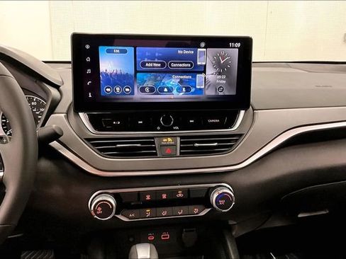 New 2026 Nissan Altima 2.5 SR FWD image 27