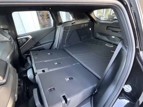 New 2025 BMW X3 xDrive30i w/ Convenience Package image 29