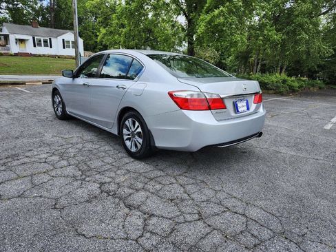 Used 2013 Honda Accord LX image 14