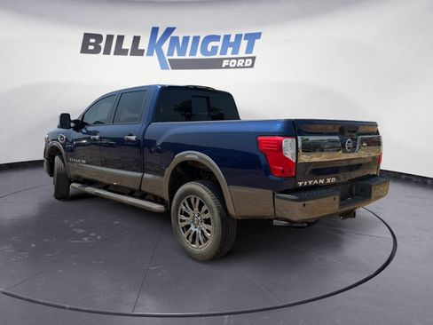 Used 2018 Nissan Titan Platinum Reserve w/ Platinum Utility Package AWD/4WD image 3