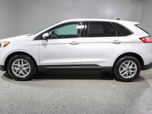 Used 2023 Ford Edge SEL AWD/4WD image 10