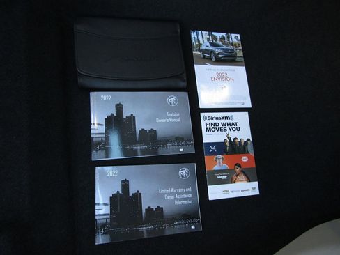 Used 2022 Buick Envision Avenir w/ Technology Package II image 33