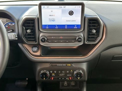 Used 2024 Ford Bronco Sport Outer Banks w/ Tech Package image 28