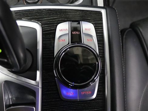 Used 2019 BMW 750i xDrive w/ Executive Package image 30