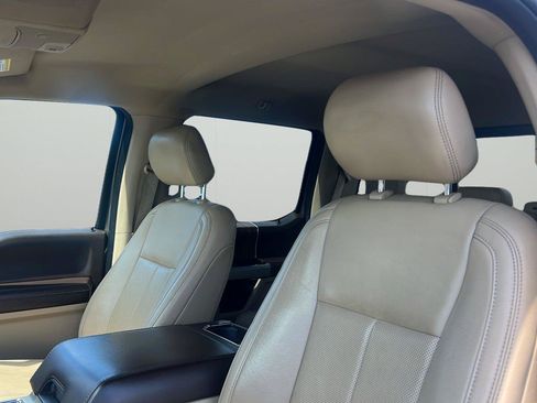 Used 2019 Ford F150 Lariat w/ Equipment Group 502A Luxury AWD/4WD image 14