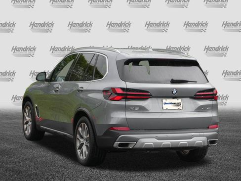 Certified 2024 BMW X5 xDrive40i w/ Premium Package AWD/4WD image 6