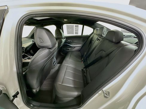 Used 2025 BMW 330i 330i w/ Convenience Package image 27