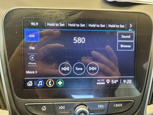 Used 2023 Chevrolet Malibu LS FWD image 25