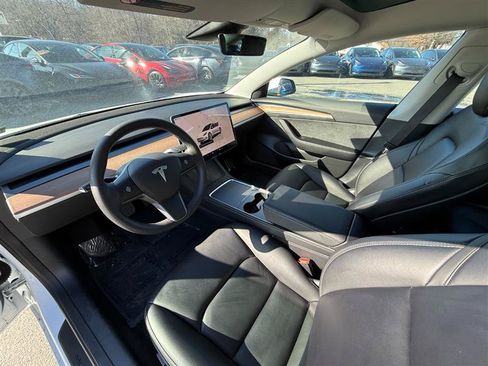 Used 2023 Tesla Model 3 Standard Range RWD image 9