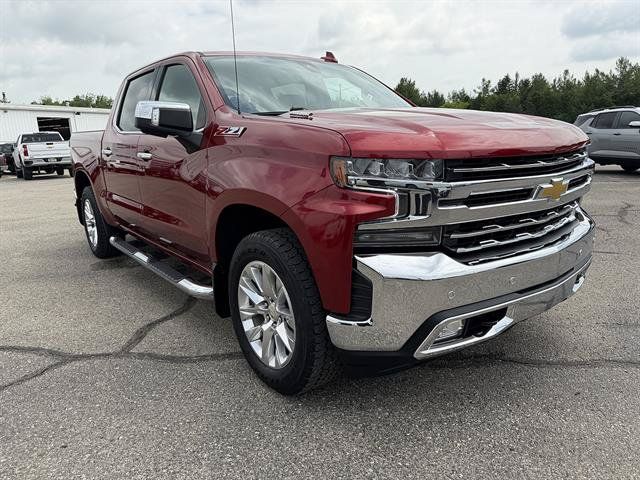 Used 2021 Chevrolet Silverado 1500 LTZ w/ LTZ Premium Package AWD/4WD image 4