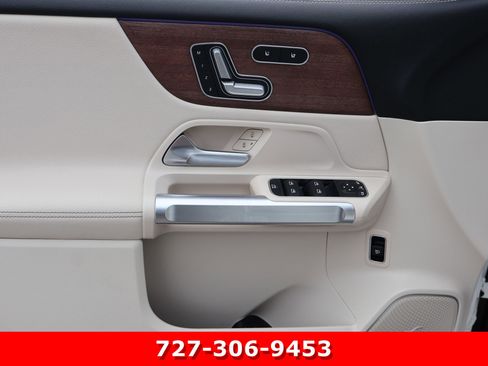 Certified 2023 Mercedes-Benz EQB 300 4MATIC w/ Pinnacle Package image 15