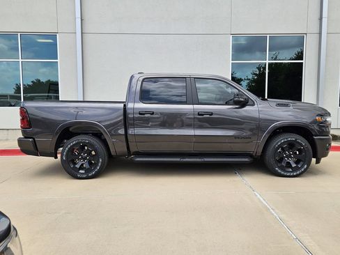 New 2026 RAM 1500 4x4 Crew Cab image 2