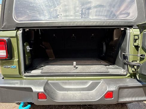 Used 2023 Jeep Wrangler Unlimited w/ Cold Weather Group image 30