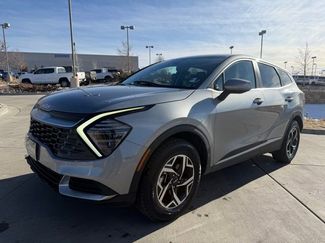 Used 2024 Kia Sportage LX video 3