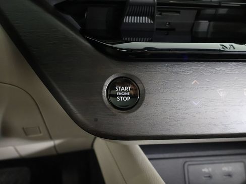 Used 2025 Nissan Murano SL AWD/4WD image 43