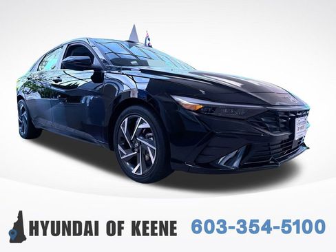 New 2026 Hyundai Elantra Limited FWD image 1