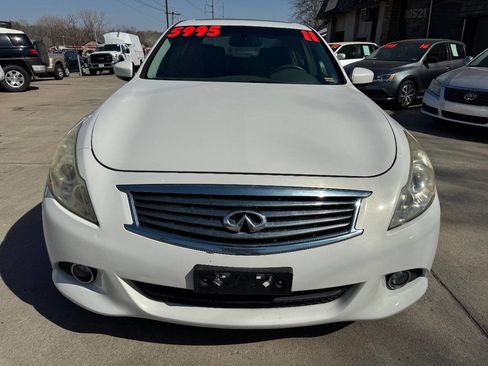 Used 2011 INFINITI G25 Journey w/ Moonroof Pkg image 2