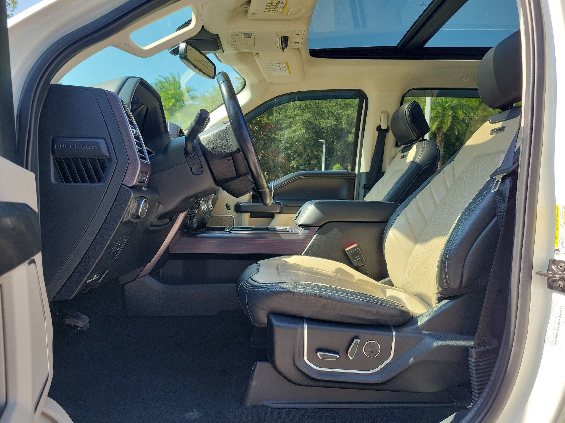 Used 2021 Ford F250 Limited AWD/4WD image 25