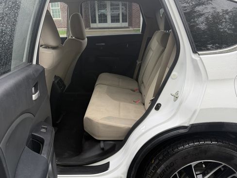 Used 2016 Honda CR-V SE image 17