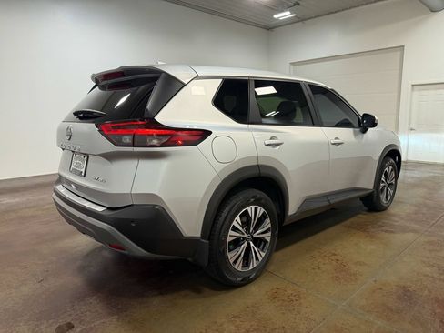 Used 2023 Nissan Rogue SV AWD/4WD image 34