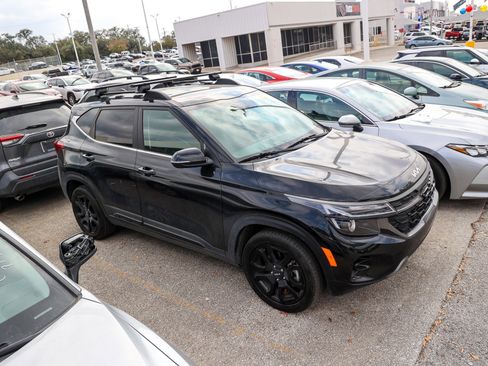 Used 2024 Kia Seltos X-Line image 7