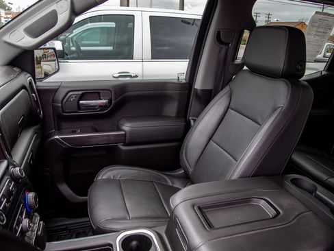 Used 2019 Chevrolet Silverado 1500 LTZ image 14