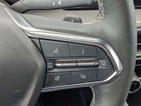 Used 2024 Chevrolet Traverse LS AWD/4WD image 33