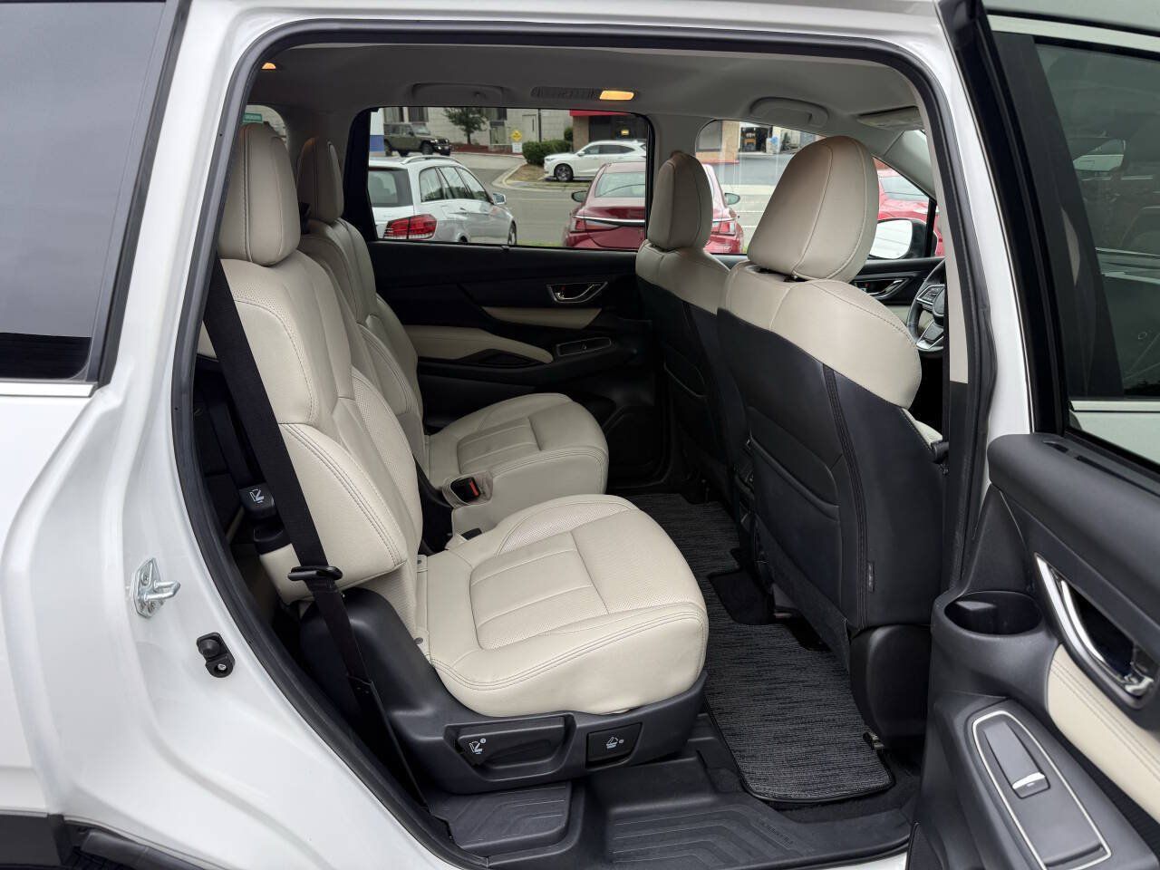 Used 2023 Subaru Ascent Limited AWD/4WD image 18