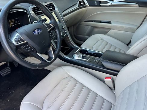 Certified 2020 Ford Fusion SEL FWD image 11