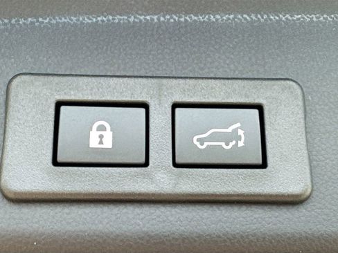 New 2026 Subaru Ascent Limited Bronze image 33