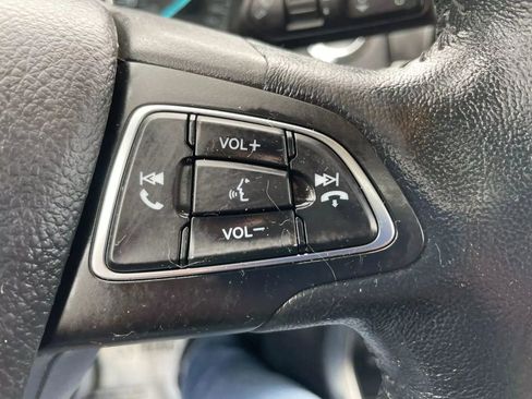 Used 2018 Ford EcoSport SE w/ SE Convenience Package image 35