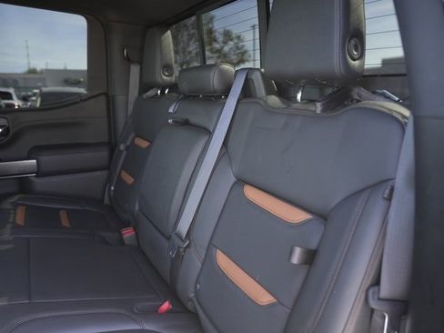 Used 2022 GMC Sierra 1500 AT4 w/ AT4 Premium Package image 13