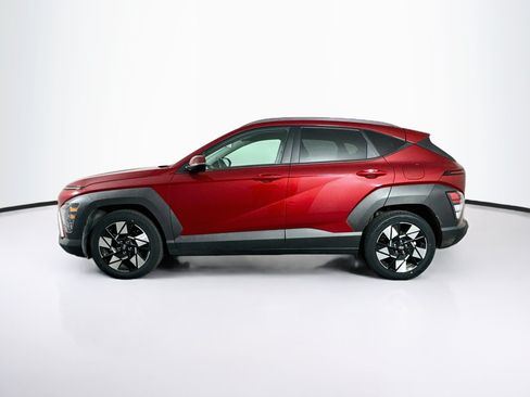 Used 2025 Hyundai Kona SEL FWD image 4