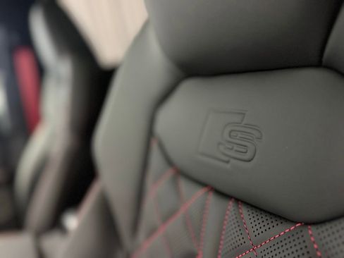 New 2026 Audi SQ8 Prestige AWD/4WD image 4