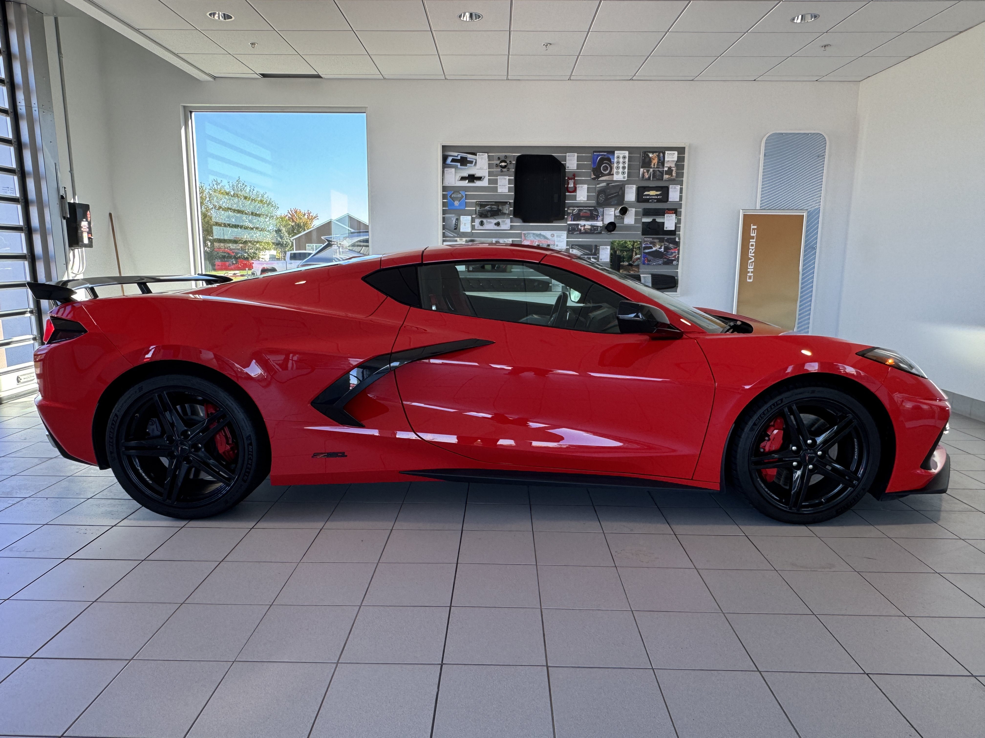 Used 2026 Chevrolet Corvette Stingray Preferred Cpe w/ Z51 Performance Package RWD image 6