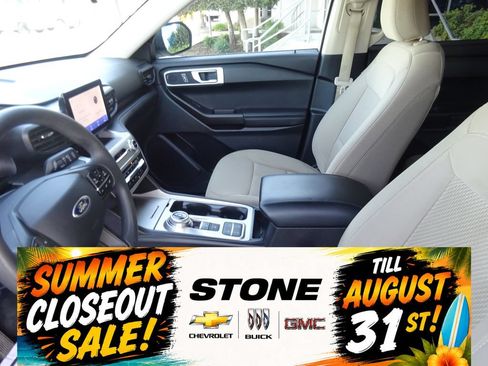 Used 2021 Ford Explorer 2WD image 12