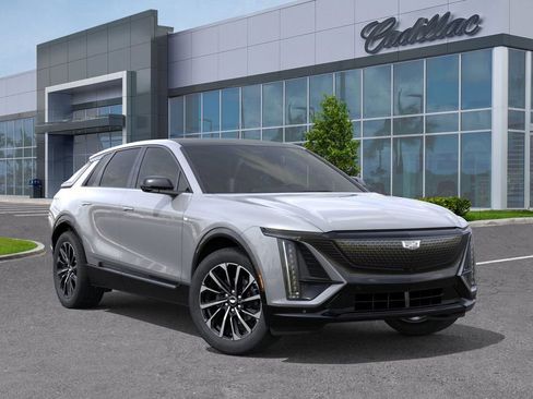 New 2026 Cadillac Lyriq Sport RWD image 8